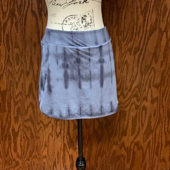 Nike Dri Fit Skorts - Picture 4 of 9